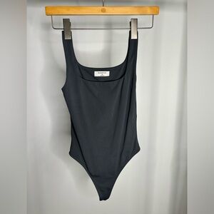 Aritzia Contour Squareneck Bodysuit